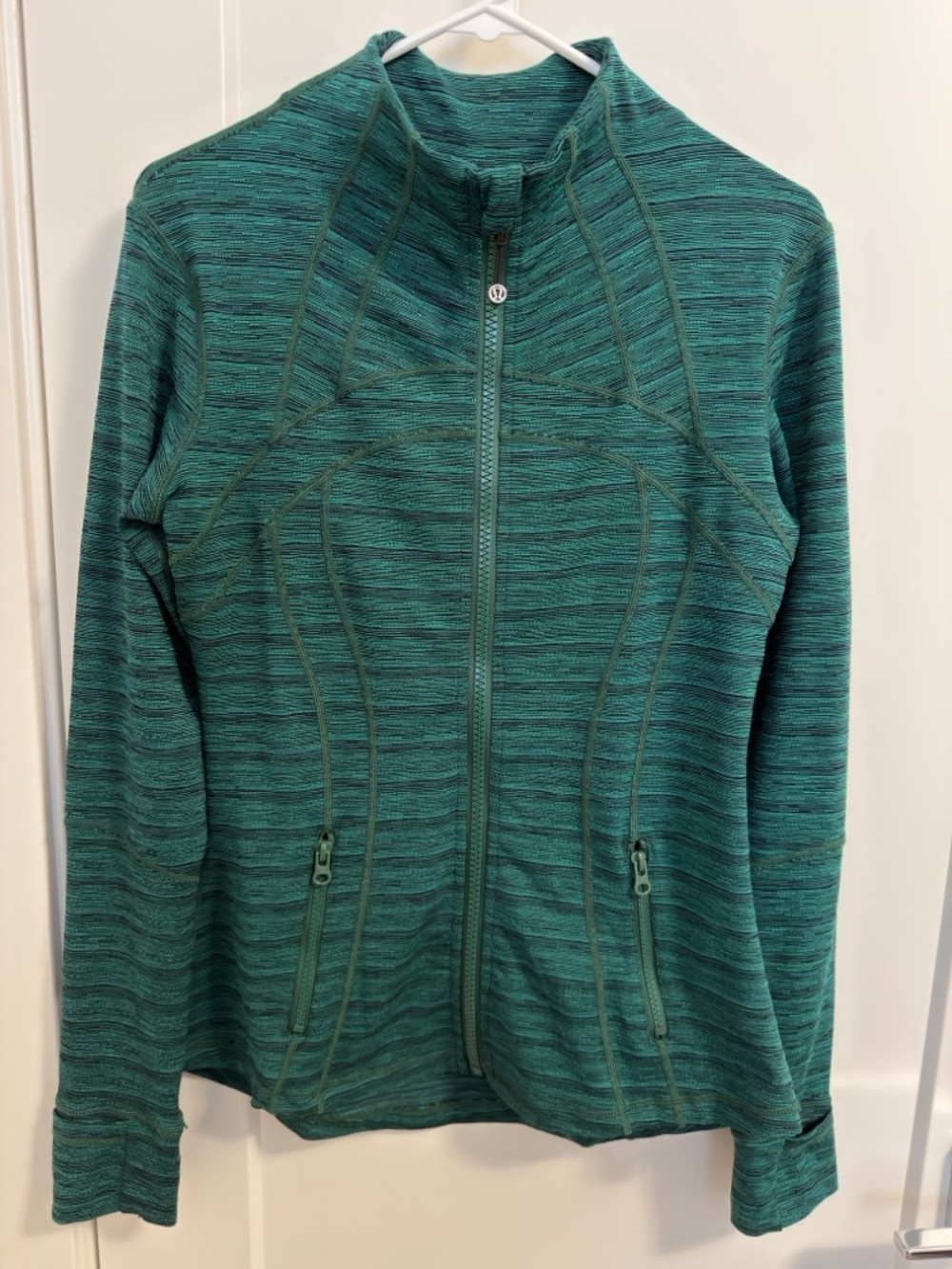 lululemon athletica Women’s green Full-Zip Jacket - Excellent condition - size 8
